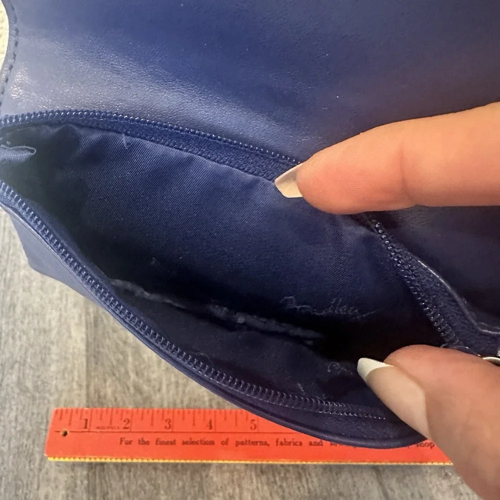 Vera Bradley Laser- Cut Snap & Zip Case Wallet in Navy Katalina Lace